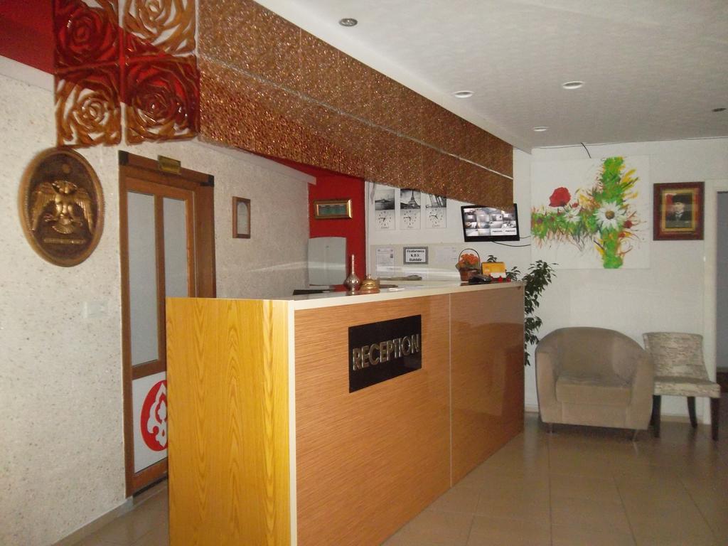 Konak Hotel Mut Extérieur photo