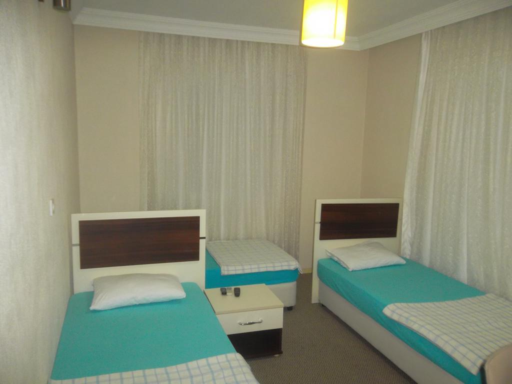 Konak Hotel Mut Extérieur photo