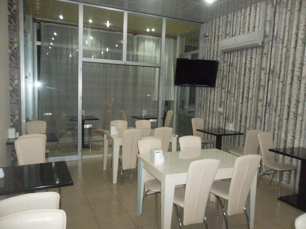 Konak Hotel Mut Extérieur photo