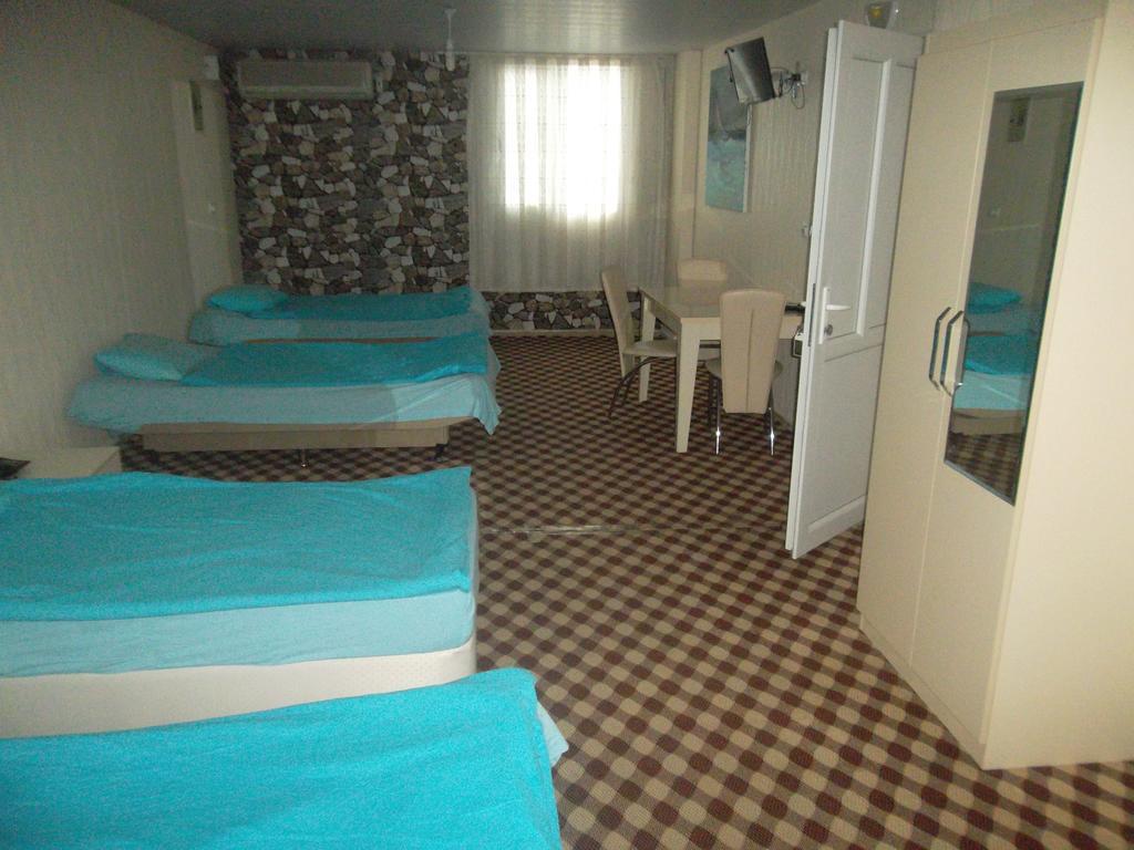 Konak Hotel Mut Extérieur photo