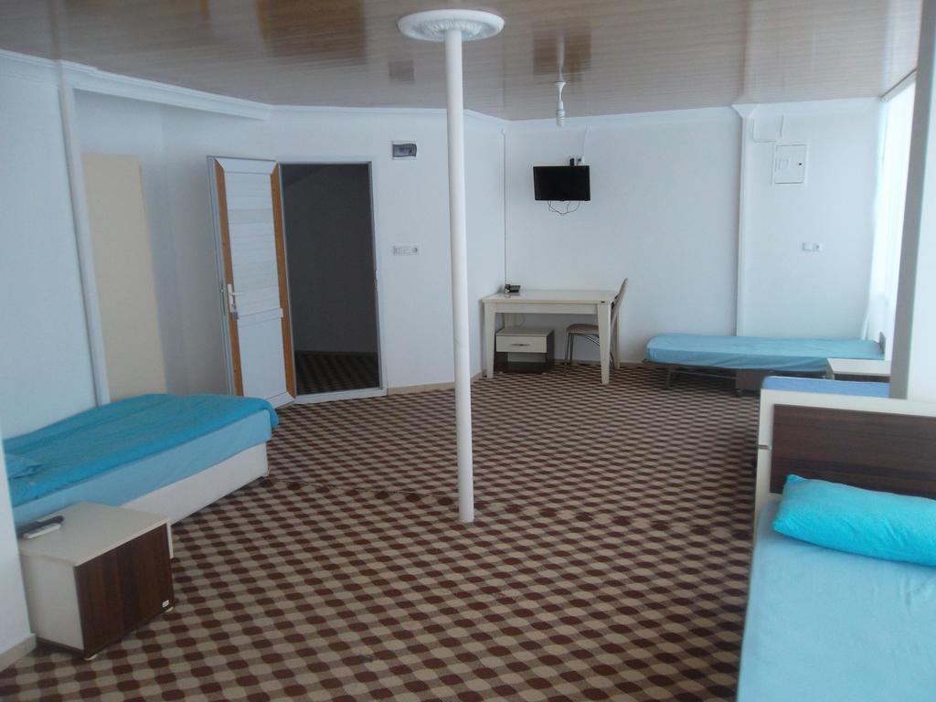 Konak Hotel Mut Extérieur photo