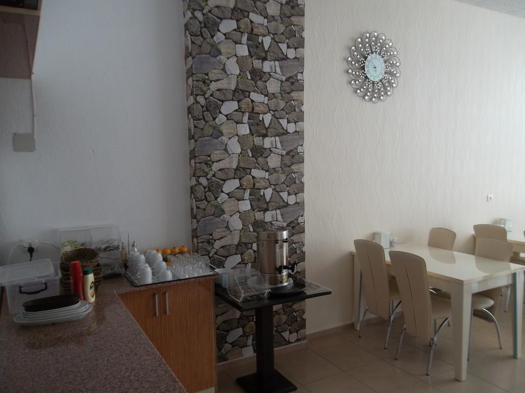Konak Hotel Mut Extérieur photo